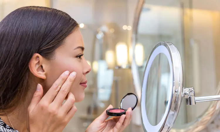 SAFE MAKE UP TIPS FOR ECZEMA